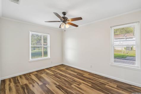 5610 Gillis Drive San Antonio TX 78240