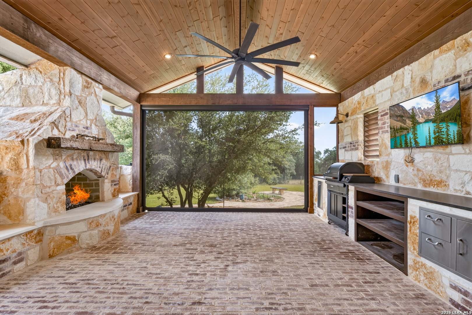 555 Curvatura New Braunfels TX 78132
