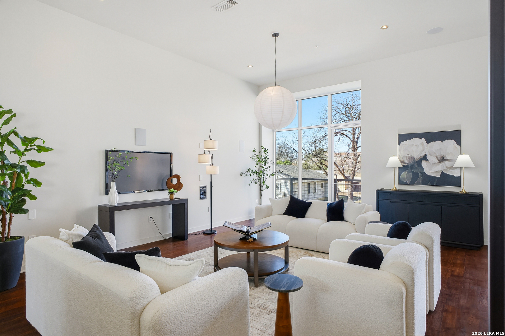 1136 E Quincy San Antonio TX 78212