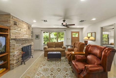 8627 Flint Rock Drive Boerne TX 78006