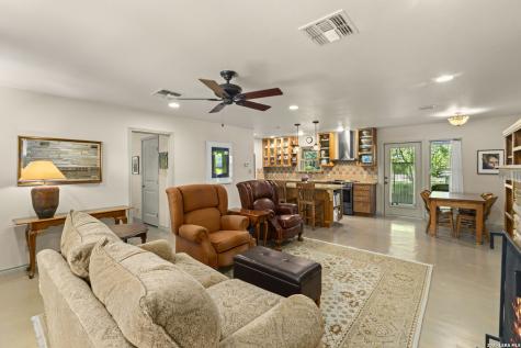 8627 Flint Rock Drive Boerne TX 78006