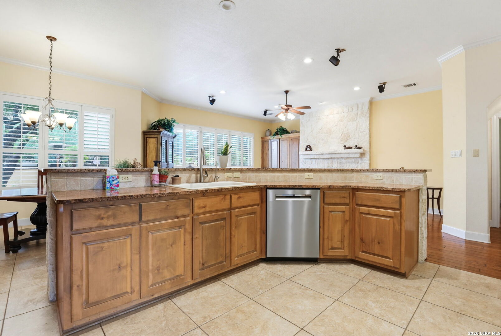 314 Las Tablas Helotes TX 78023