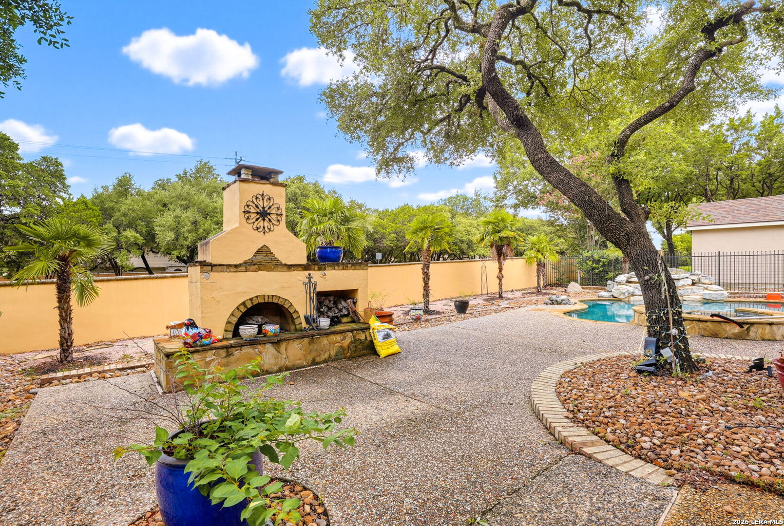 314 Las Tablas Helotes TX 78023