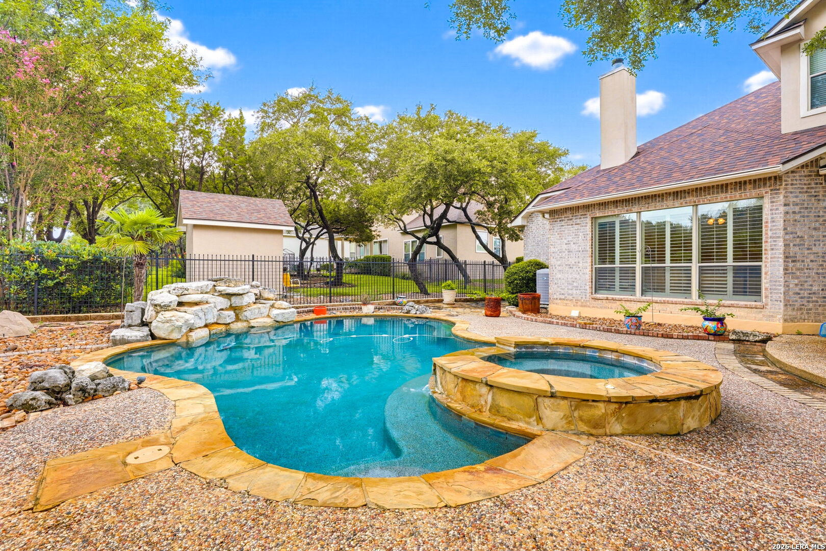314 Las Tablas Helotes TX 78023