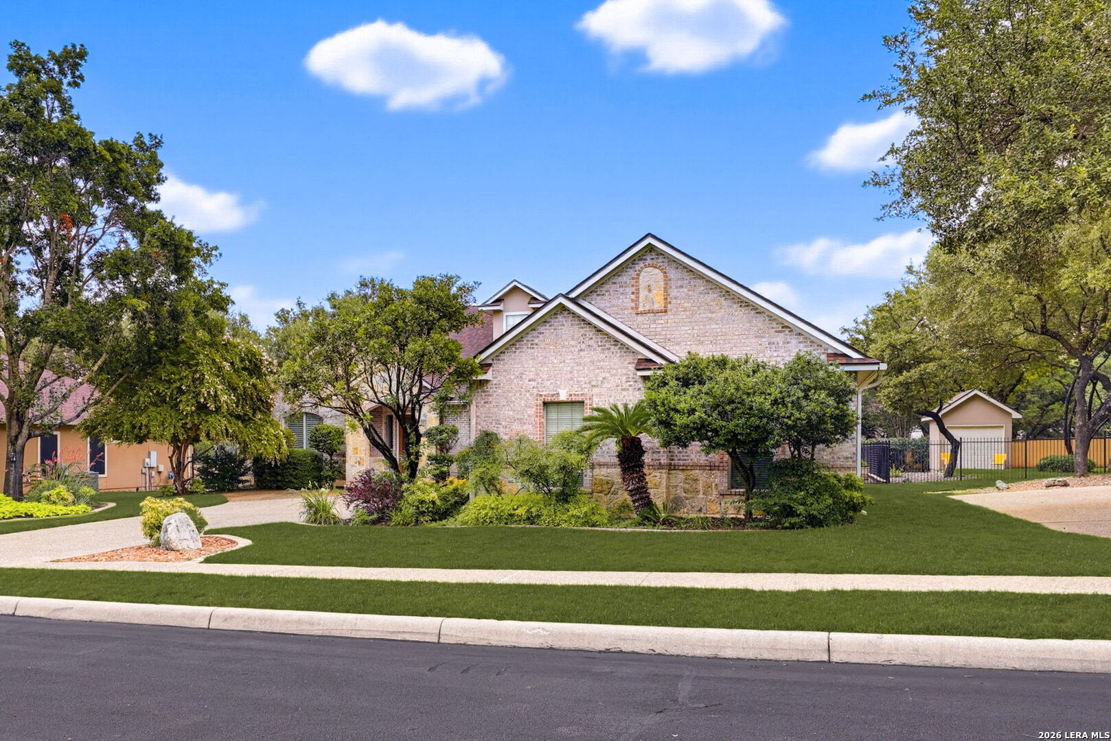 314 Las Tablas Helotes TX 78023