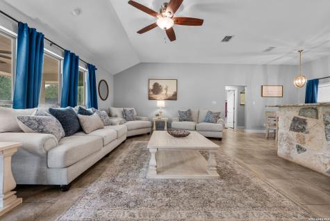 197 Cibolo Ridge Drive La Vernia TX 78121