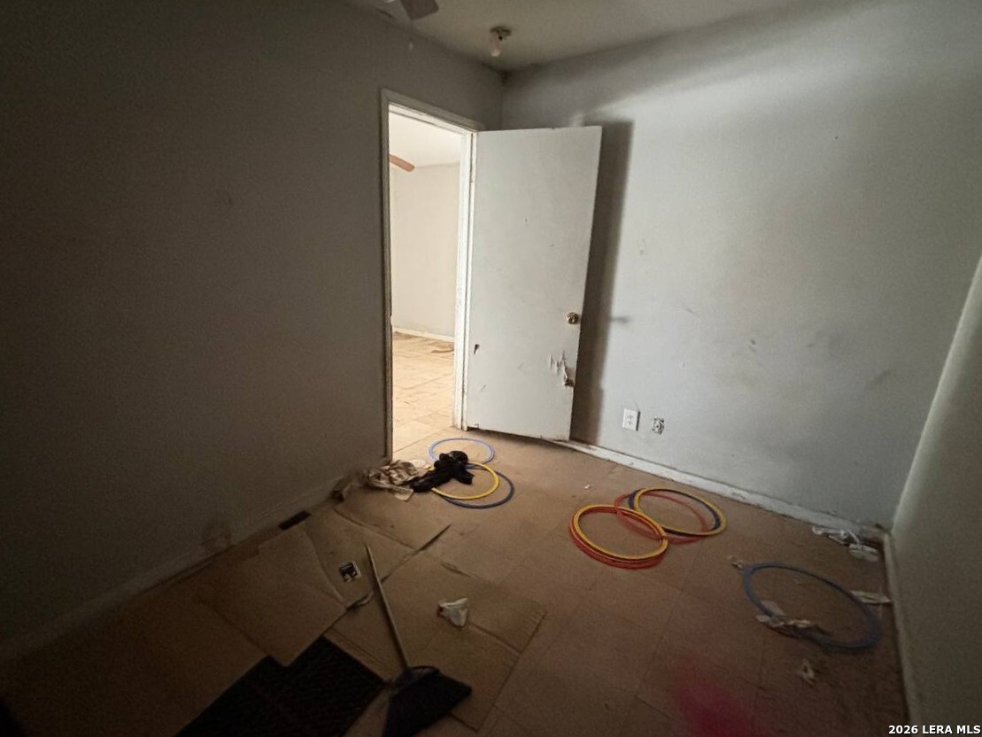 5911 W Cesar E Chavez San Antonio TX 78237