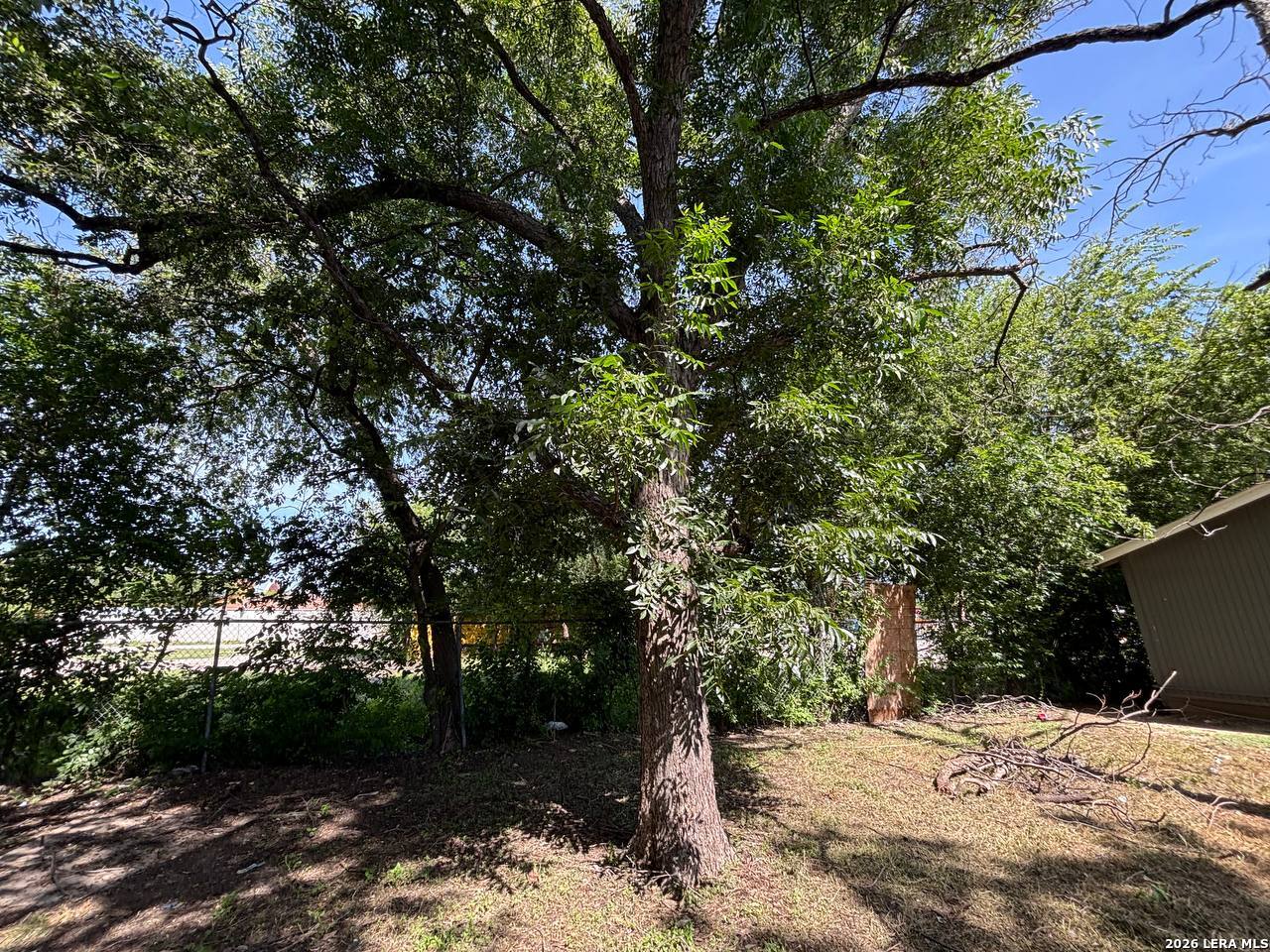5911 W Cesar E Chavez San Antonio TX 78237