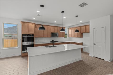 1328 Hallettsville San Antonio TX 78253