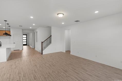 1328 Hallettsville San Antonio TX 78253