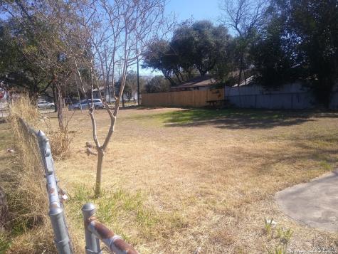 150 La Gloria Street San Antonio TX 78237