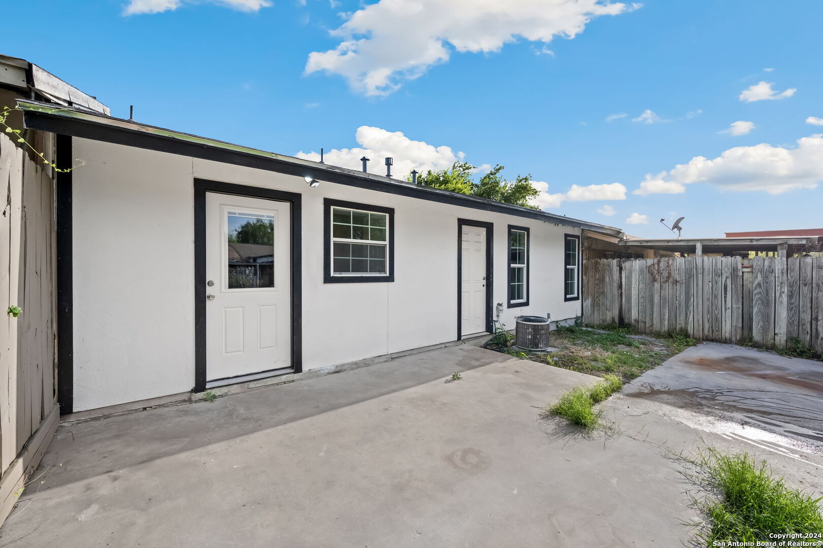5943 Fairbrook San Antonio TX 78242