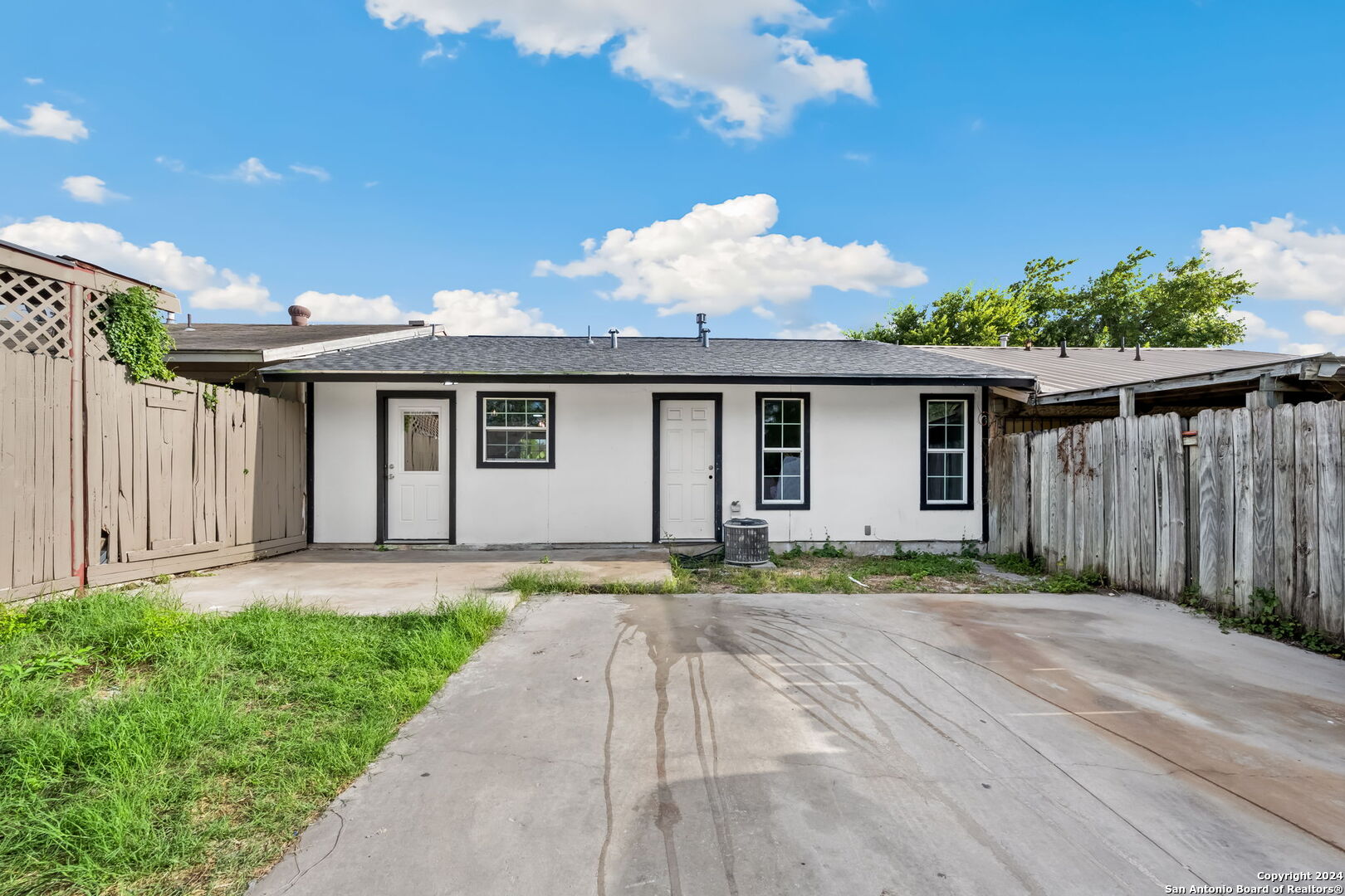 5943 Fairbrook San Antonio TX 78242