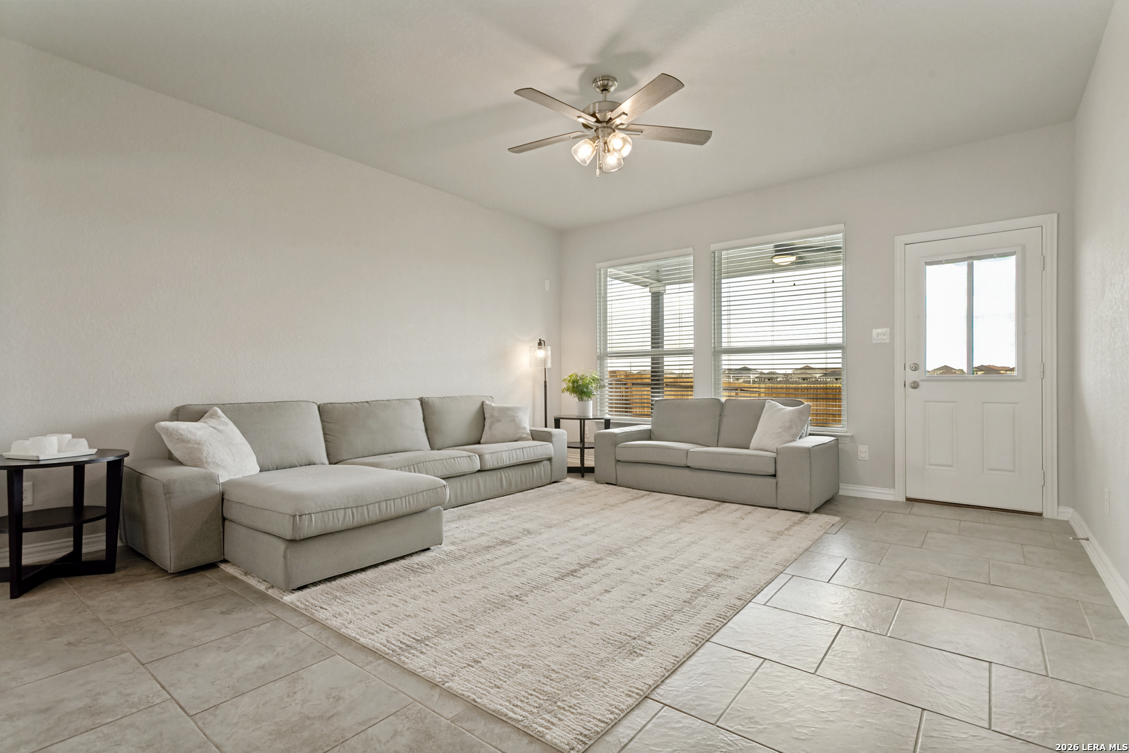 8240 Robin Gate Selma TX 78154