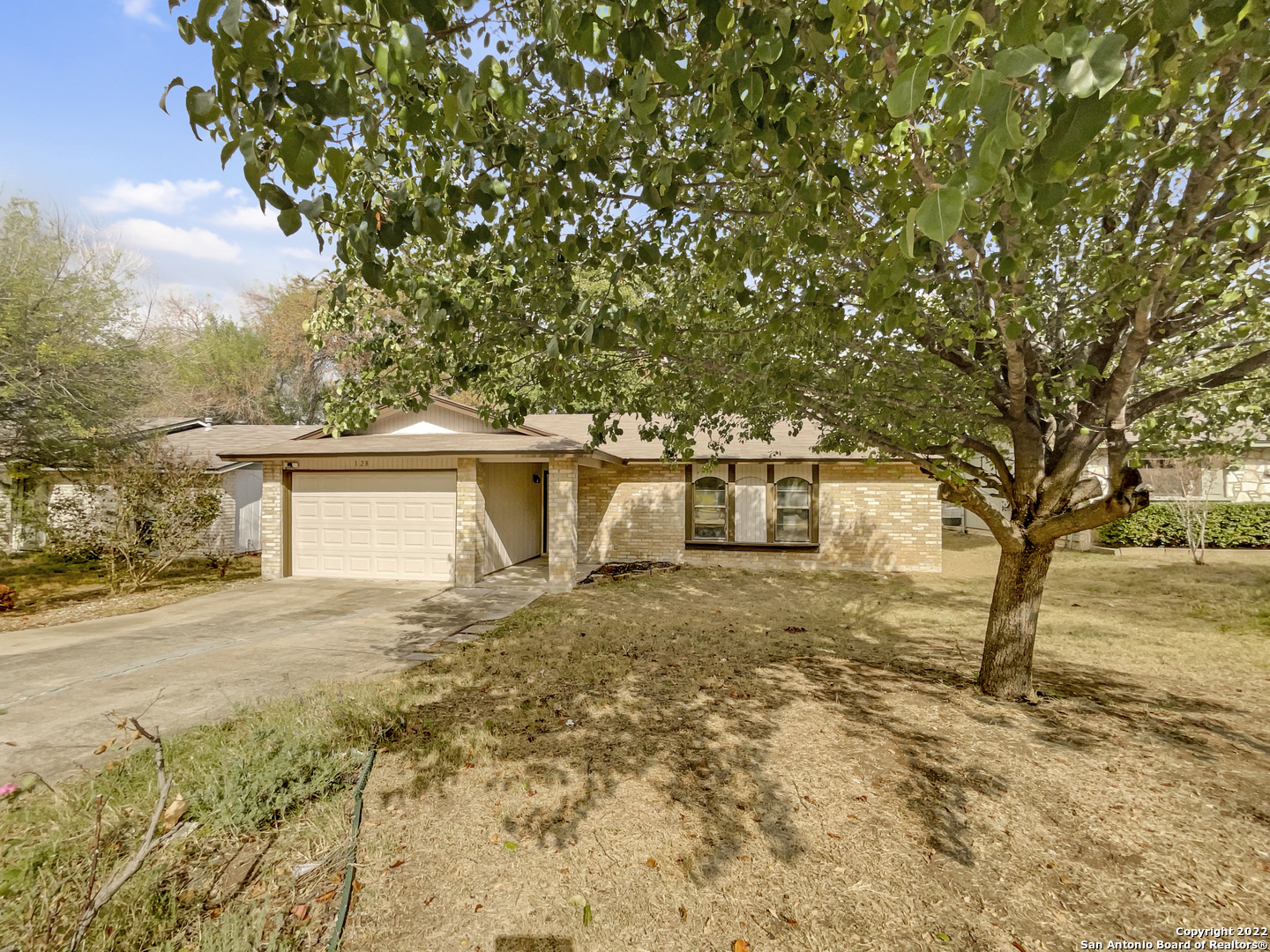 128 N Meadow Street Converse TX 78109