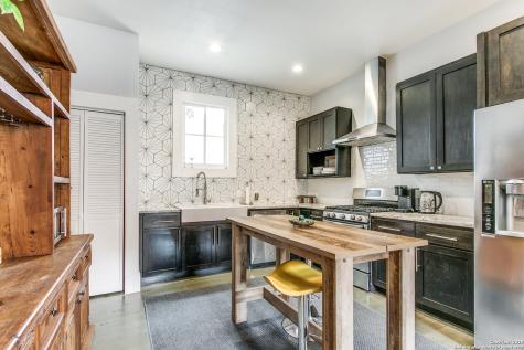 312 Burleson San Antonio TX 78202