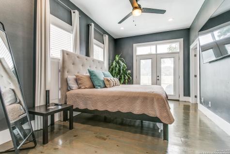 312 Burleson San Antonio TX 78202