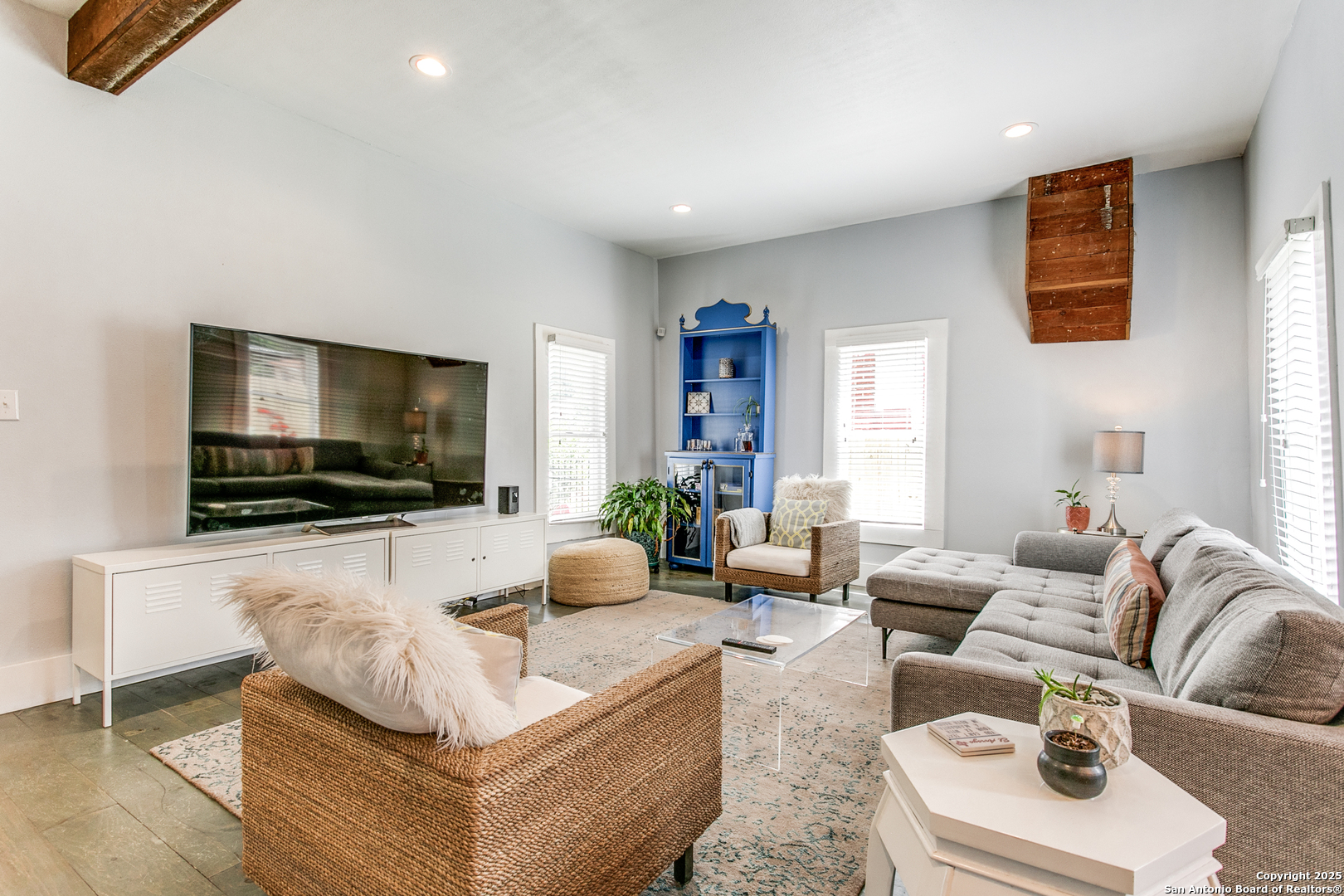312 Burleson San Antonio TX 78202