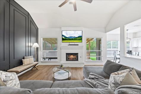 18306 Edwards Oaks San Antonio TX 78259