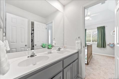 18306 Edwards Oaks San Antonio TX 78259