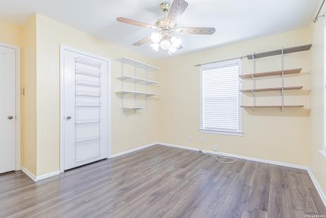 175 Tipperary Avenue San Antonio TX 78223