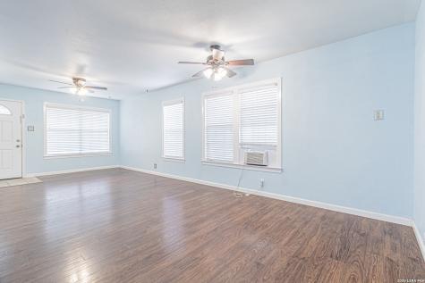 175 Tipperary Avenue San Antonio TX 78223