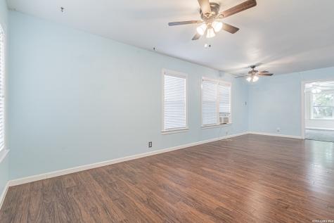 175 Tipperary Avenue San Antonio TX 78223