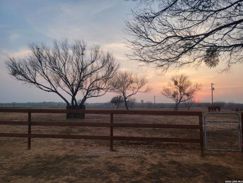 1170 Atascosa County Road 101 Floresville TX 78114