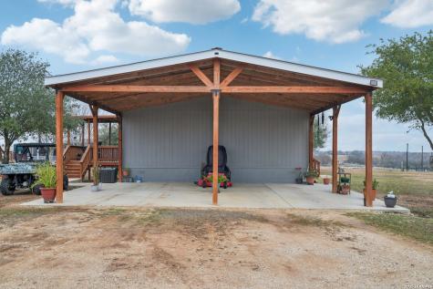 1170 Atascosa County Road 101 Floresville TX 78114
