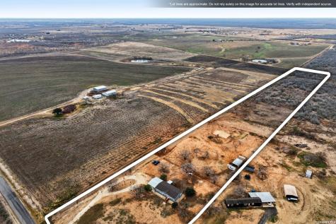 1170 Atascosa County Road 101 Floresville TX 78114