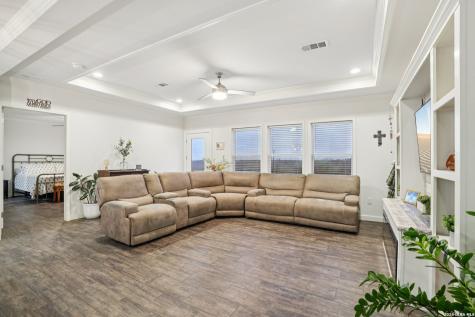 1170 Atascosa County Road 101 Floresville TX 78114