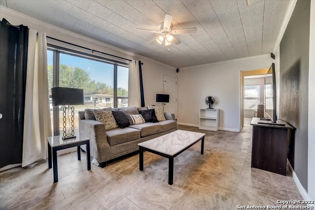 322 E Vestal Place San Antonio TX 78221
