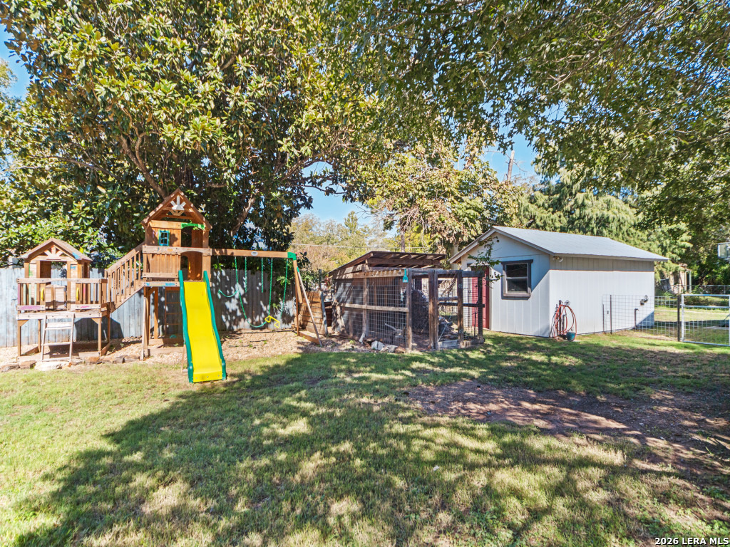 222 W Centre Street Fredericksburg TX 78624