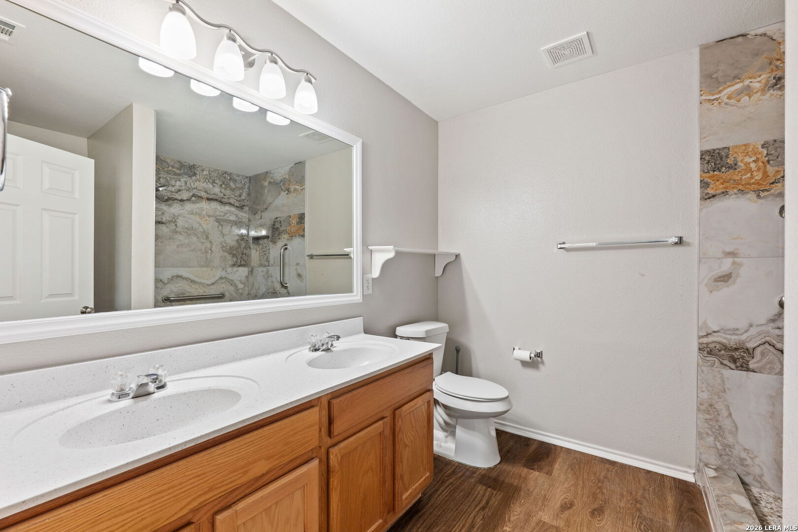 10815 Falling Water San Antonio TX 78249