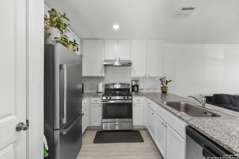 7323 Donkey Valley San Antonio TX 78252