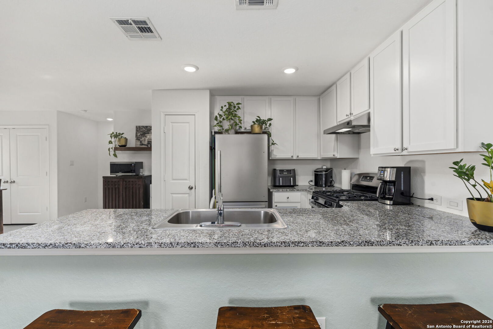 7323 Donkey Valley San Antonio TX 78252