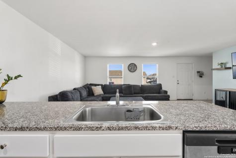 7323 Donkey Valley San Antonio TX 78252