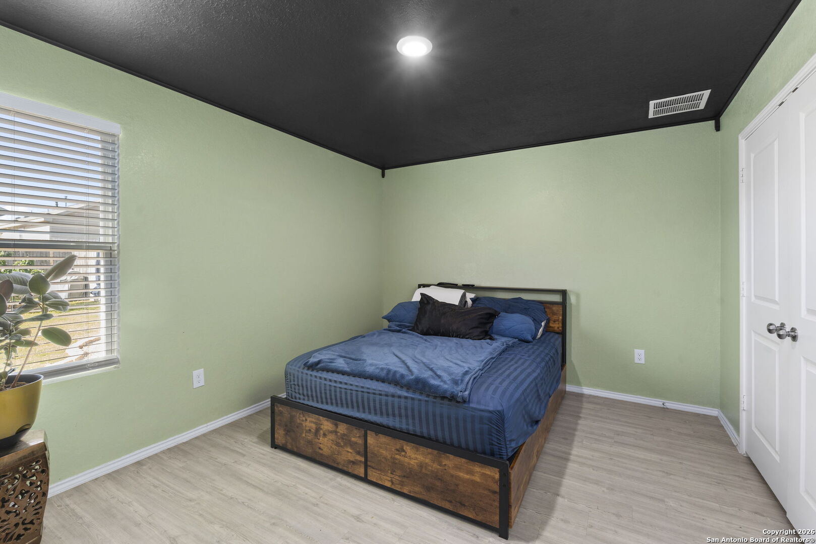 7323 Donkey Valley San Antonio TX 78252