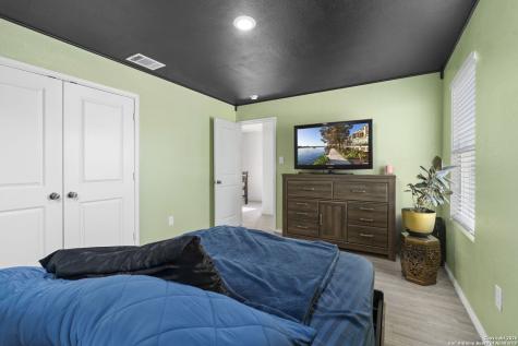 7323 Donkey Valley San Antonio TX 78252