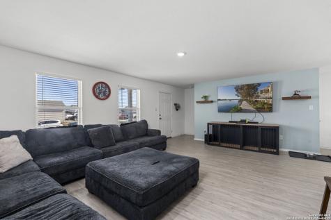 7323 Donkey Valley San Antonio TX 78252