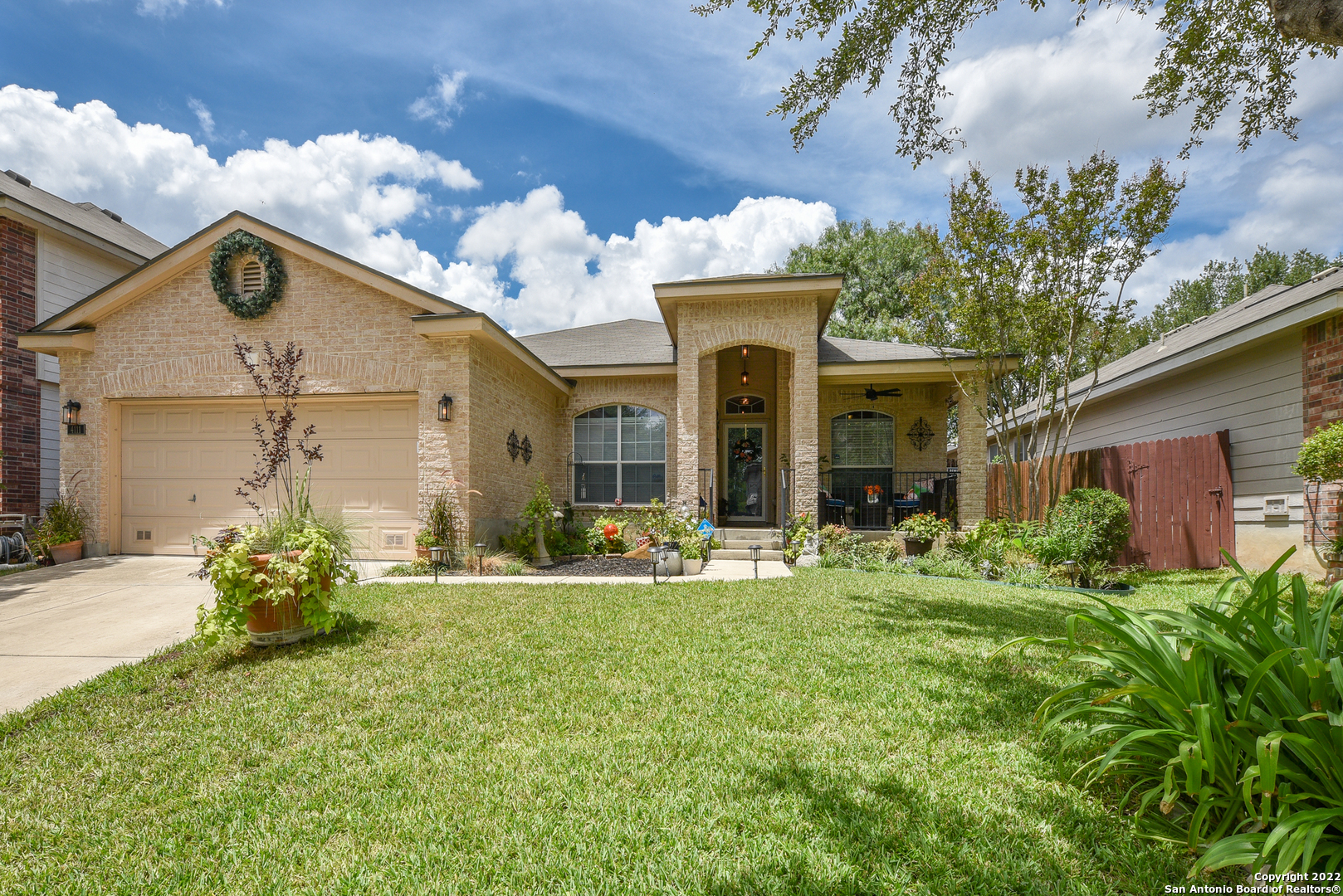 4111 Ogelthorpe Oak San Antonio TX 78223
