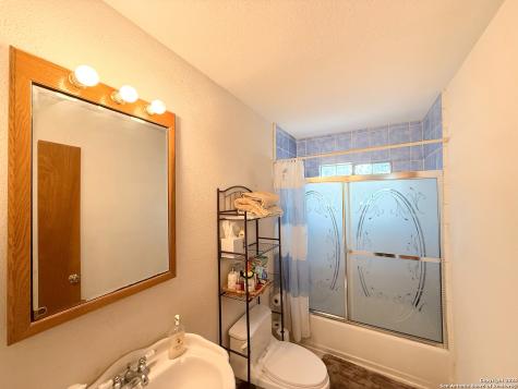 710 W Baetz Boulevard San Antonio TX 78221