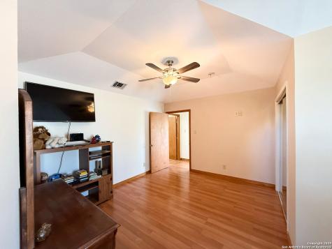 710 W Baetz Boulevard San Antonio TX 78221