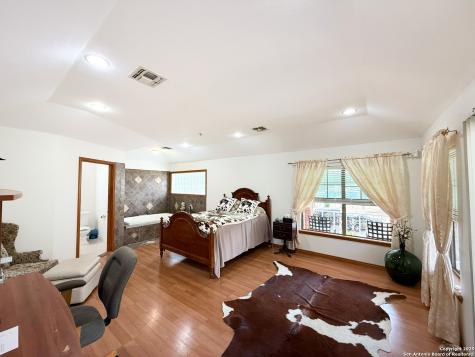 710 W Baetz Boulevard San Antonio TX 78221