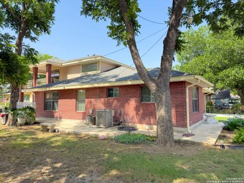 710 W Baetz Boulevard San Antonio TX 78221