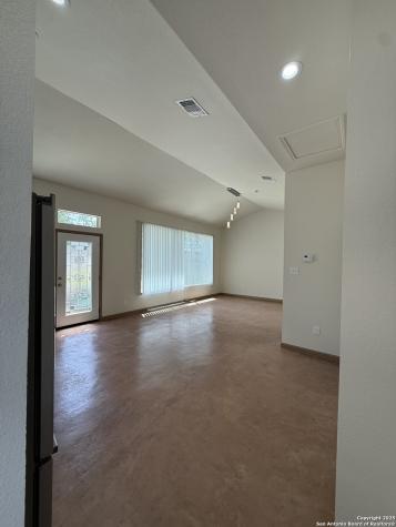 710 W Baetz Boulevard San Antonio TX 78221