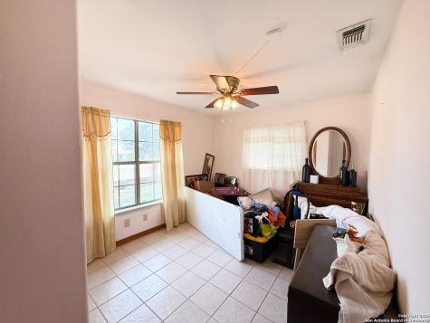 710 W Baetz Boulevard San Antonio TX 78221