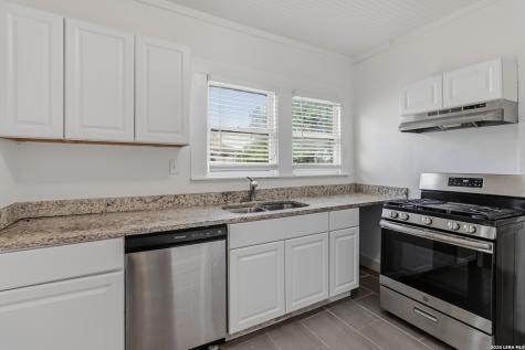 527 E Drexel Avenue San Antonio TX 78210
