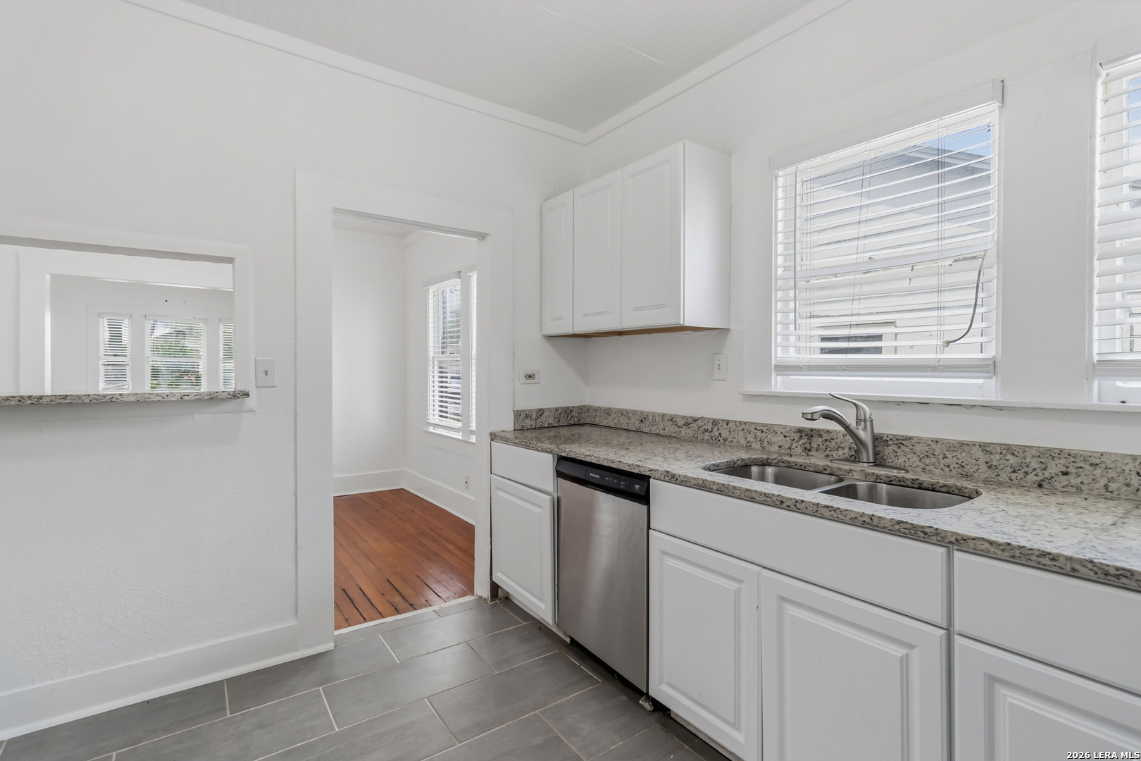 527 E Drexel Avenue San Antonio TX 78210
