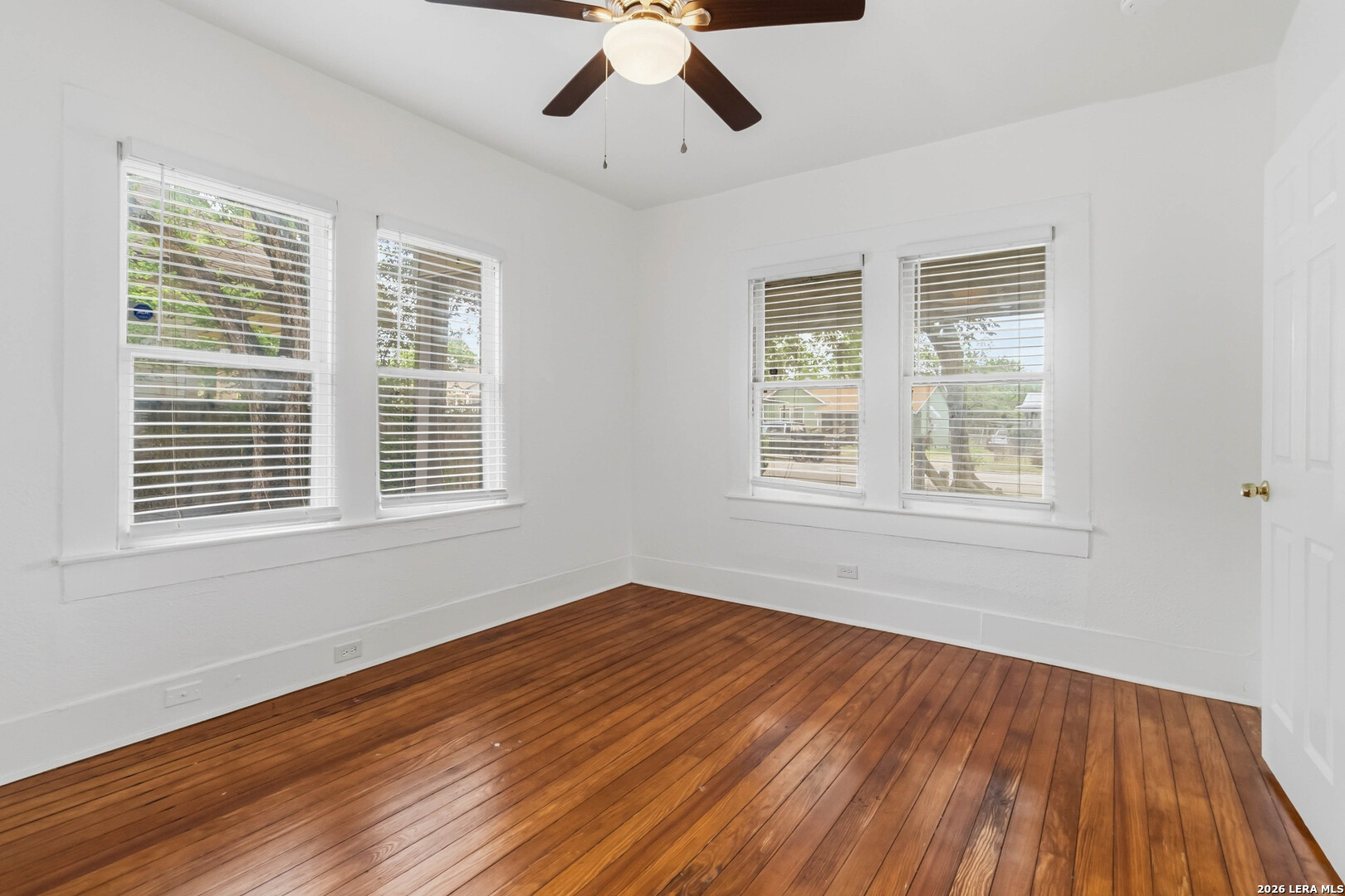 527 E Drexel Avenue San Antonio TX 78210